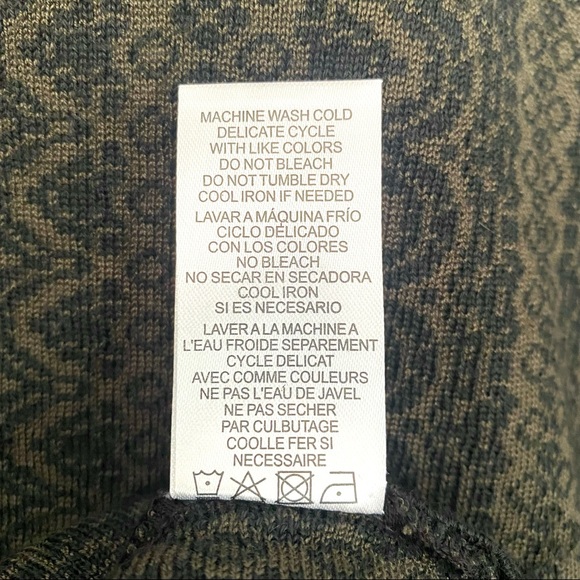 NWT NINA LEONARD Olive Geometric Sweater Dress M